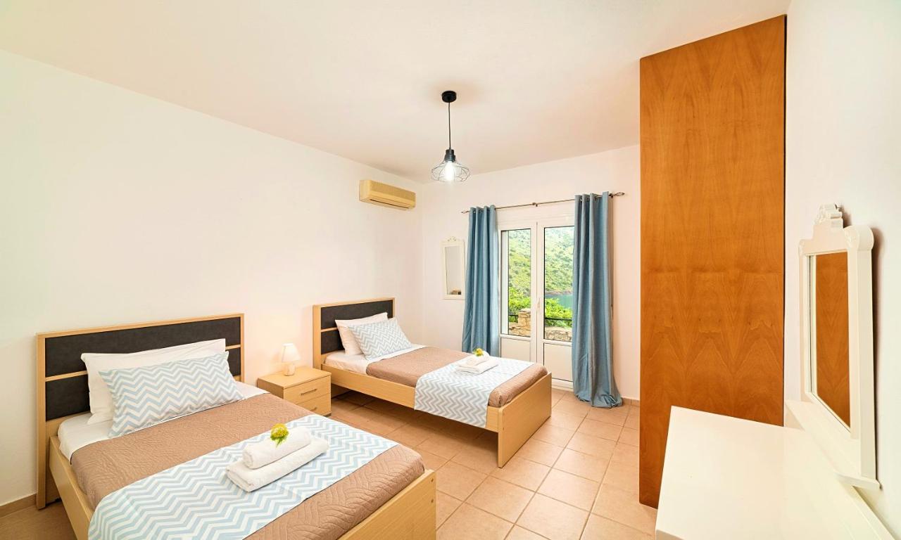 Du Lac Villas Kournás Zewnętrze zdjęcie